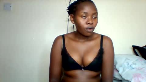 Snapshot of magic_bliss chatting on 11/13/25, 02:16 Bliss online show from 11/13/25, 02:16