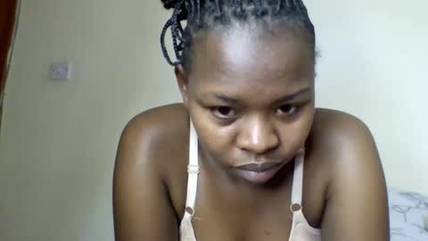 Snapshot of magic_bliss chatting on 11/25/25, 06:08 Bliss online show from 11/25/25, 06:08