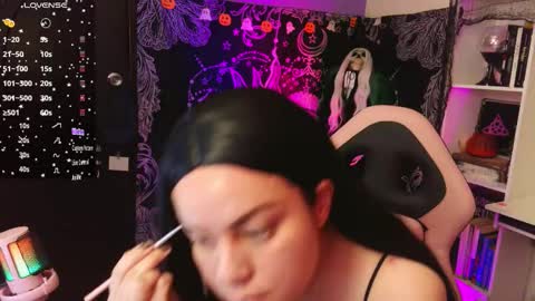 Snapshot of magic_clairewitch chatting on 10/13/25, 11:16 Claire online show from 10/13/25, 11:16