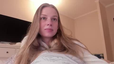 Alice  online show from 02/25/25, 12:24