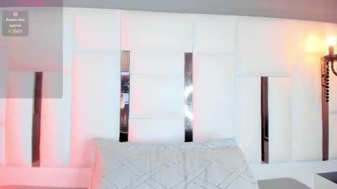 Isa  online show from 11/12/25, 01:22