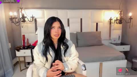 Snapshot of magic_isis_ chatting on 01/15/26, 04:39 Magic isis online show from 01/15/26, 04:39