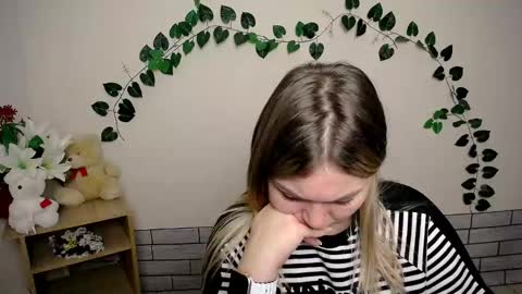 magic_katarina_ online show from 12/23/24, 07:38