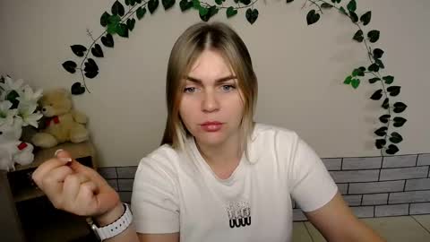 magic_katarina_ online show from 12/26/24, 09:44