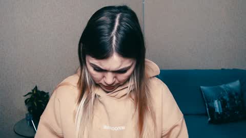 magic_katarina_ online show from 01/22/25, 12:38