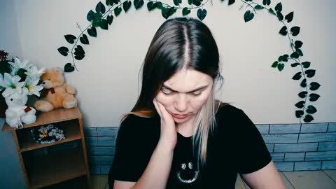 magic_katarina_ online show from 02/10/25, 10:20