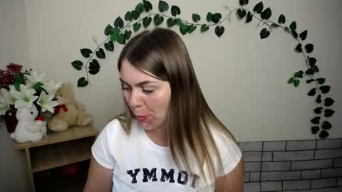 magic_katarina_ online show from 09/18/25, 06:59