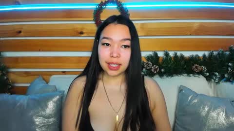 Snapshot of magic_lee chatting on 12/03/24, 01:52 Agata online show from 12/03/24, 01:52