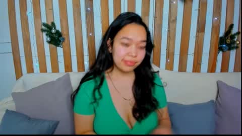 Snapshot of magic_lee chatting on 12/08/24, 04:57 Agata online show from 12/08/24, 04:57