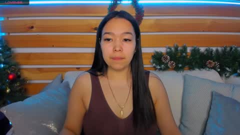 Snapshot of magic_lee chatting on 12/12/24, 01:53 Agata online show from 12/12/24, 01:53