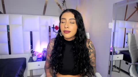 Snapshot of magic_marg chatting on 12/05/24, 09:06 Marge online show from 12/05/24, 09:06