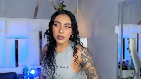 Snapshot of magic_marg chatting on 01/07/25, 08:52 Marge online show from 01/07/25, 08:52