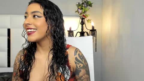 Snapshot of magic_marg chatting on 01/20/25, 09:11 Marge online show from 01/20/25, 09:11