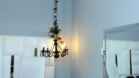 Snapshot of magic_marg chatting on 01/26/25, 12:48 Marge online show from 01/26/25, 12:48