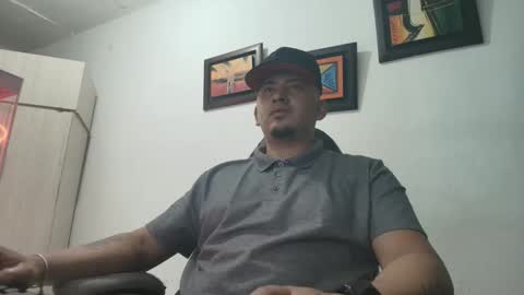 Snapshot of magic_milk23 chatting on 11/01/25, 04:58 magic_milk23 online show from 11/01/25, 04:58
