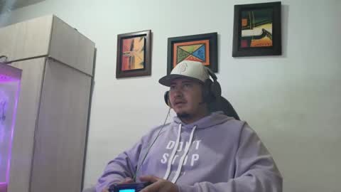 Snapshot of magic_milk23 chatting on 01/06/26, 03:21 magic_milk23 online show from 01/06/26, 03:21