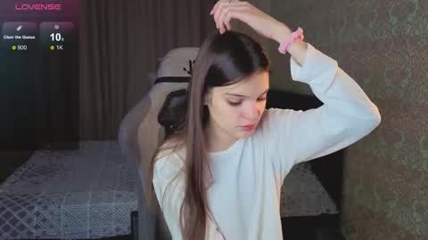 Merry online show from 11/07/25, 01:49