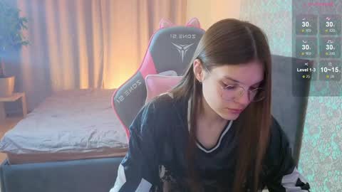 Snapshot of magic_shy chatting on 03/29/26, 02:00 Merry online show from 03/29/26, 02:00