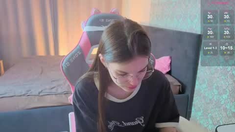 Merry online show from 05/07/26, 02:17