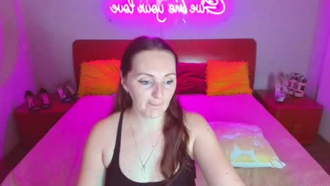 Lili and Bella online show from 02/15/25, 10:33