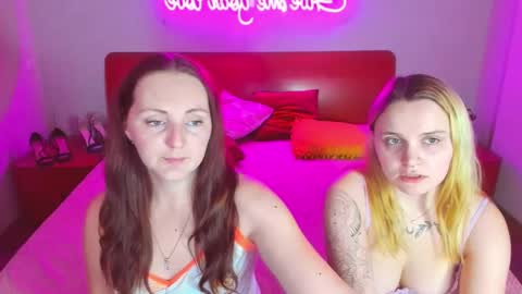 Lili and Bella online show from 02/16/25, 10:10