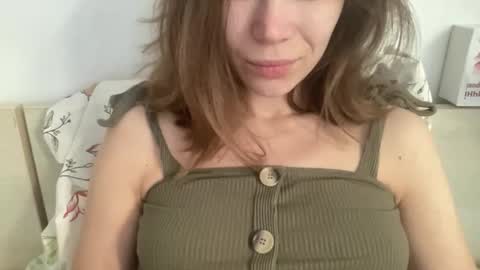 Snapshot of magicgirl50053 chatting on 02/03/26, 10:42 magicgirl50053 online show from 02/03/26, 10:42