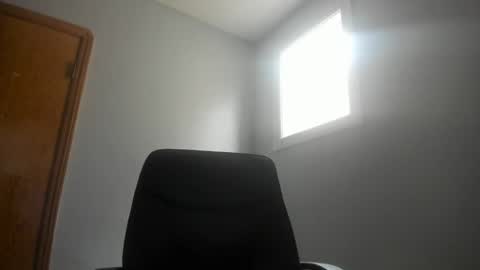 Snapshot of magicman176 chatting on 02/24/25, 10:36 Magic176 online show from 02/24/25, 10:36