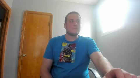 Snapshot of magicman176 chatting on 03/10/25, 07:18 Magic176 online show from 03/10/25, 07:18