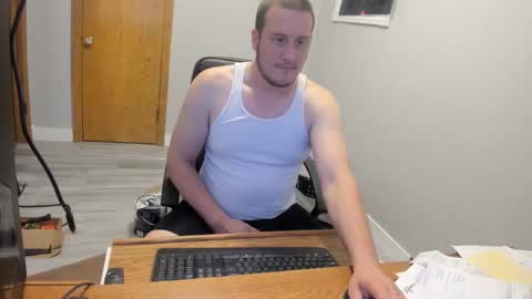 Snapshot of magicman176 chatting on 10/20/25, 01:44 Magic176 online show from 10/20/25, 01:44