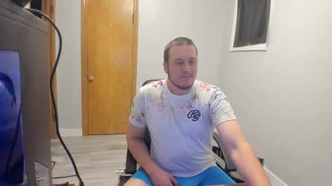 Snapshot of magicman176 chatting on 10/26/25, 01:06 Magic176 online show from 10/26/25, 01:06