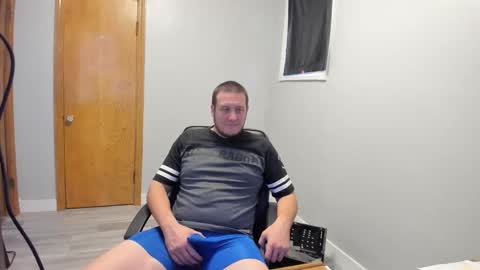 Snapshot of magicman176 chatting on 11/02/25, 03:03 Magic176 online show from 11/02/25, 03:03