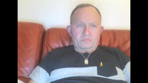 Snapshot of magicman250 chatting on 09/15/25, 08:42 magicman250 online show from 09/15/25, 08:42