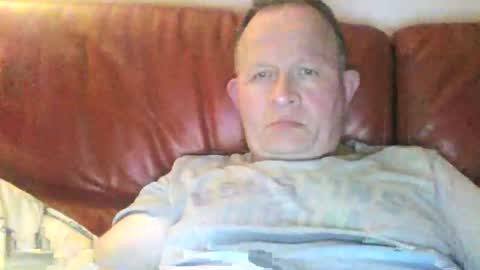 Snapshot of magicman250 chatting on 04/16/26, 09:39 magicman250 online show from 04/16/26, 09:39