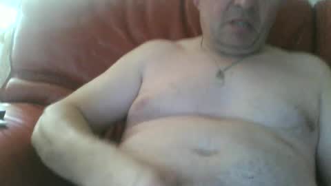 magicman250 online show from 06/25/26, 05:28