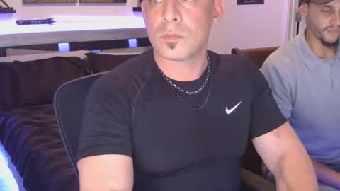 magicmike1110 online show from 11/28/25, 02:58