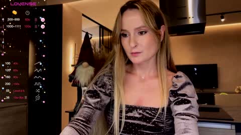 magicpeaach online show from 12/20/24, 07:39