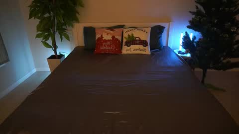 Emily online show from 12/19/25, 06:53