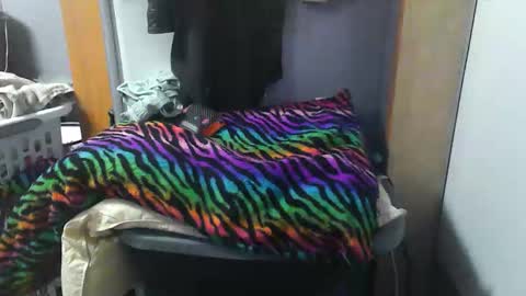 magicstick8049 online show from 06/05/26, 10:54