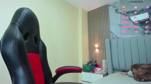 magievans1 online show from 11/16/25, 12:11