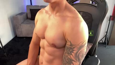 Snapshot of magnus_savage chatting on 05/21/26, 06:15 If you want me to use the Lovense please let me know -- online show from 05/21/26, 06:15
