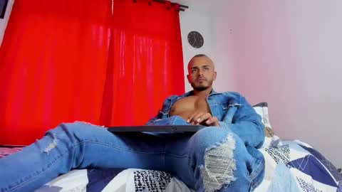 Magnusclark online show from 11/05/25, 07:03