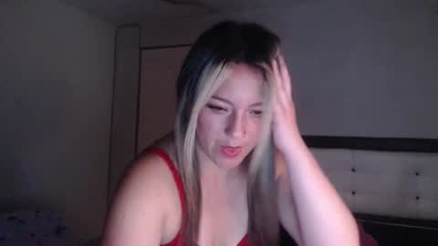 Snapshot of mahia_000 chatting on 11/26/25, 03:29 Mahia online show from 11/26/25, 03:29