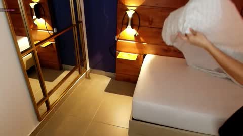 Dani online show from 09/18/25, 10:39