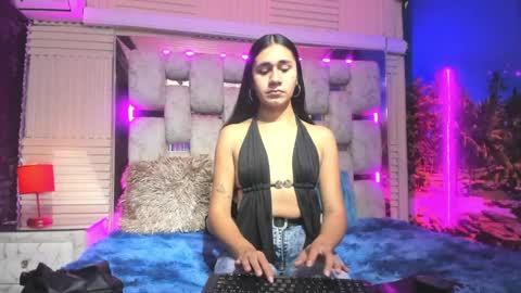 Snapshot of mahiara_hot chatting on 06/16/26, 12:52 mahiara hot online show from 06/16/26, 12:52