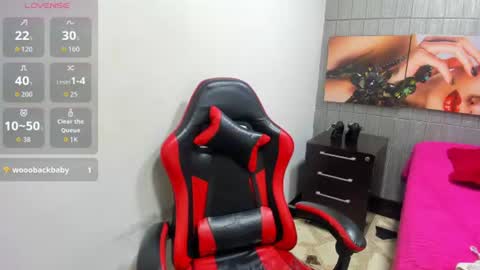 Snapshot of maia_blaze chatting on 07/23/26, 01:58 Maia online show from 07/23/26, 01:58