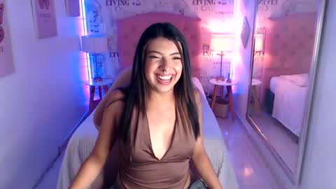 Maia Reficco online show from 06/25/26, 03:05
