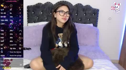 Snapshot of maiaa_evans chatting on 01/26/25, 08:14    t  online show from 01/26/25, 08:14