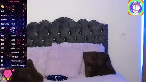 Snapshot of maiaa_evans chatting on 01/31/25, 10:52    t  online show from 01/31/25, 10:52