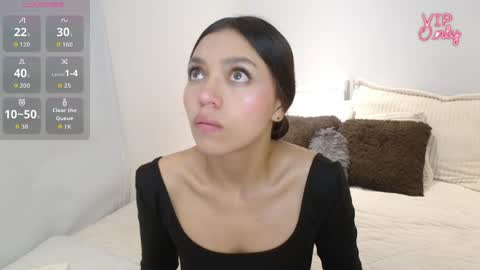 Snapshot of maiaa_evans chatting on 05/24/26, 04:28 t online show from 05/24/26, 04:28