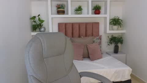 Snapshot of maiaa_ruiz chatting on 06/11/26, 01:42 Maiaa Ruiz online show from 06/11/26, 01:42